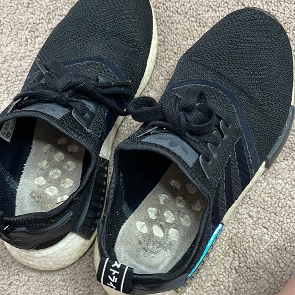 COPY - Black nmds - Picture 2 of 6